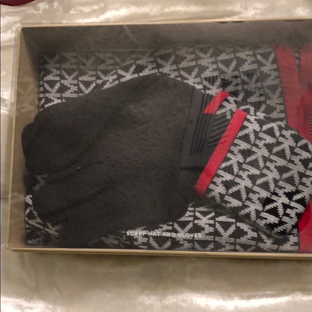 MK scarf/hat/glove set